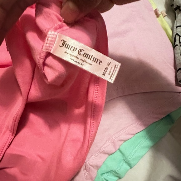 Viral juicy couture underwear:this extra large fits a large - Picture 5 of 6